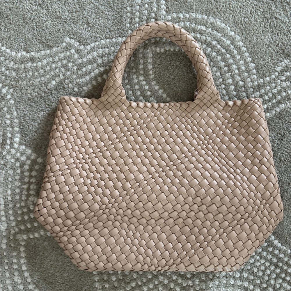 Woven Tote Bag in Light Beige - Stylish Everyday Carry